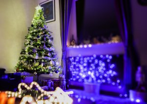 Luces de Navidad: 5 trucos para ahorrar en casa con la decoración