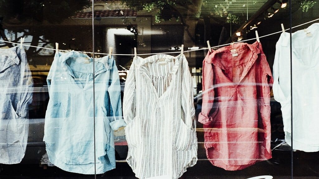plástico en la ropa