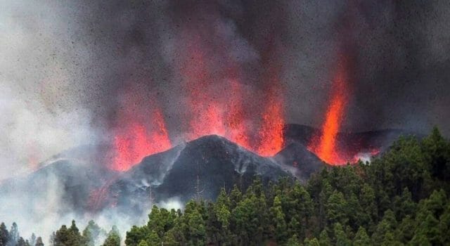 erupcion volcan la palma lava magma