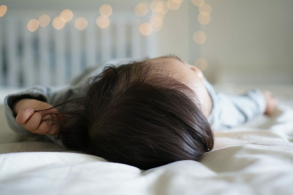 cómo dormir bien con el cambio de hora