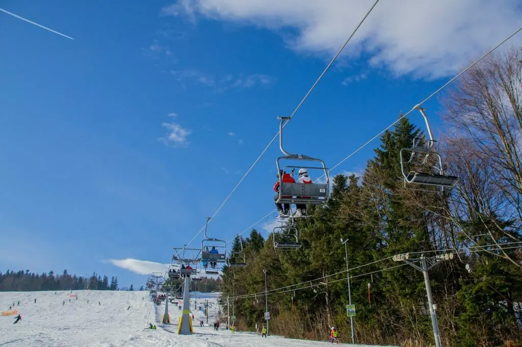 Las estaciones de esquí que tienen más nieve ahora mismo en España (2)