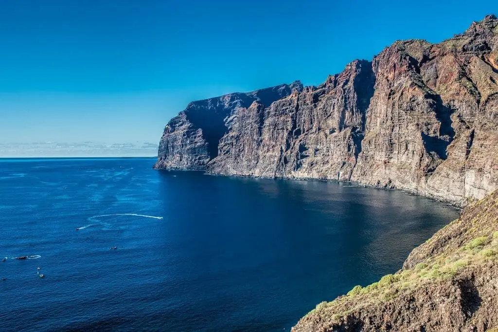 Monumentos naturales de España más increíbles Los Gigantes Tenerife
