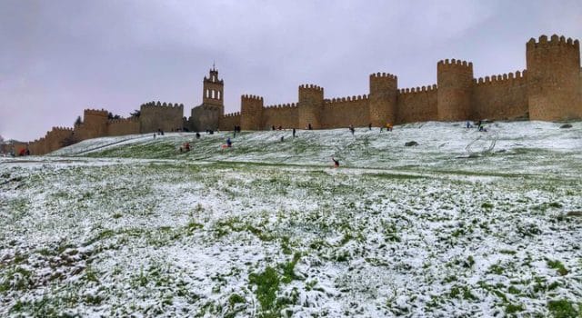 nieve avila