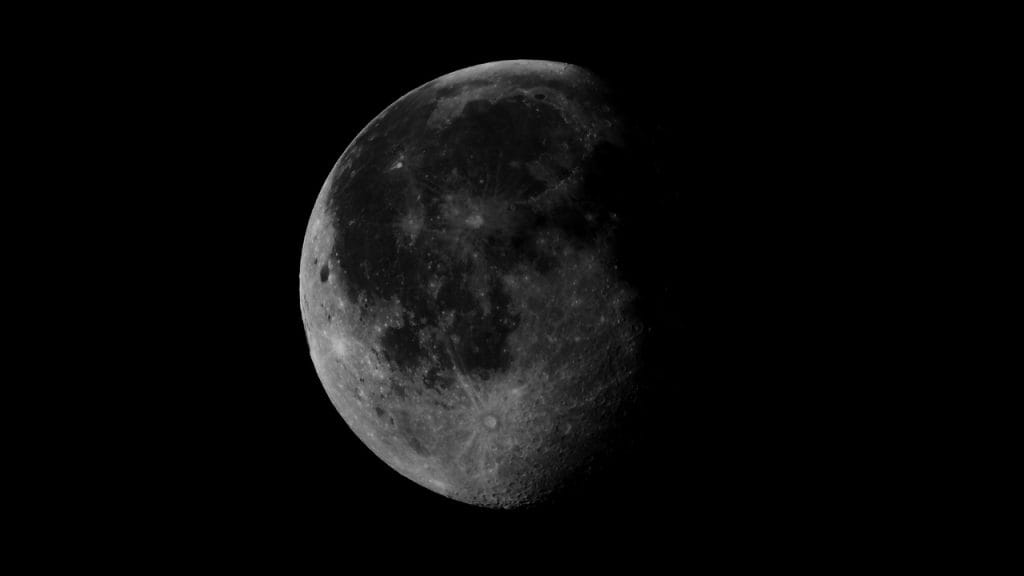 Fase luna gibosa menguante