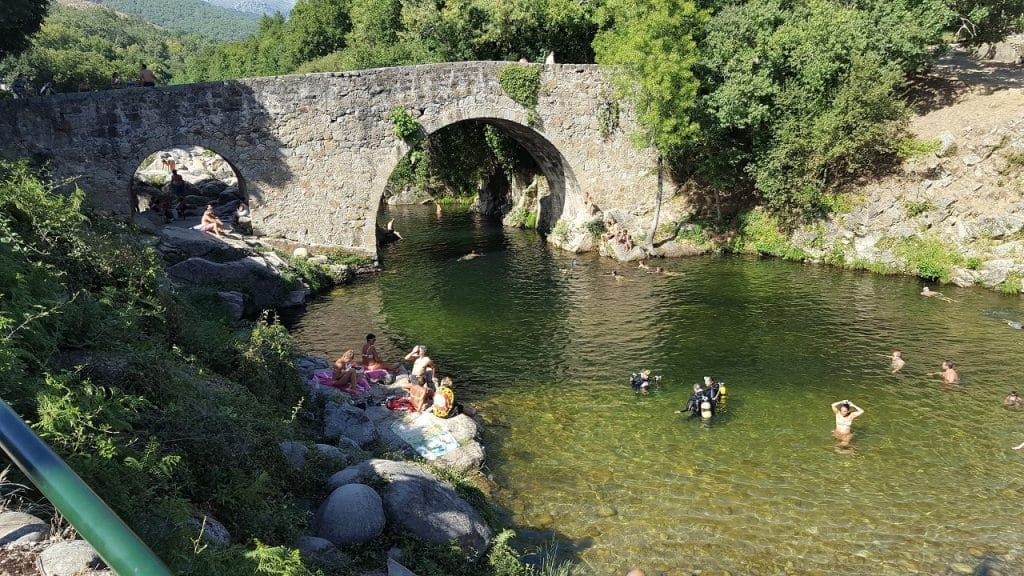 Garganta de Cuartos, Losar de la Vera (Cáceres). Fuente imagen: RR. SS. Extremadura Turismo.