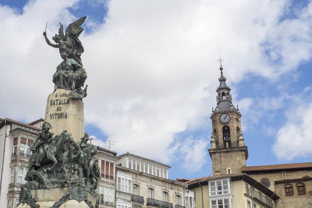 ciudad histórica Vitoria Gasteiz destinos ola de calor julio