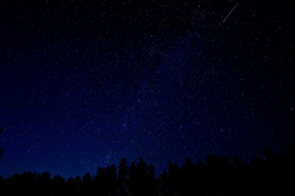 todo-sobre-las-orionidas-2025-la-lluvia-de-estrellas-que-ilumina-el-cielo-de-octubre (2)