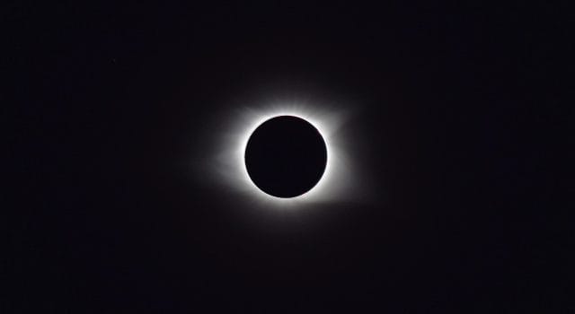 A qué hora será el eclipse solar del 12 de agosto en España