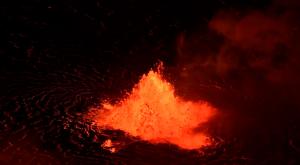 El volcán Kilauea de Hawái se pone también en erupción